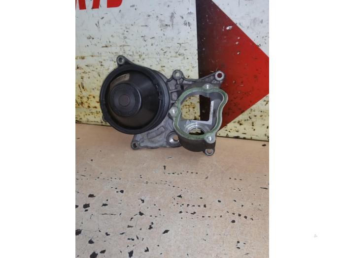 Begagnade Vattenpump BMW X3 (F25) xDrive30d 24V Pris € 35,00 Marginaltabell erbjuds av EU Engines & Parts BV
