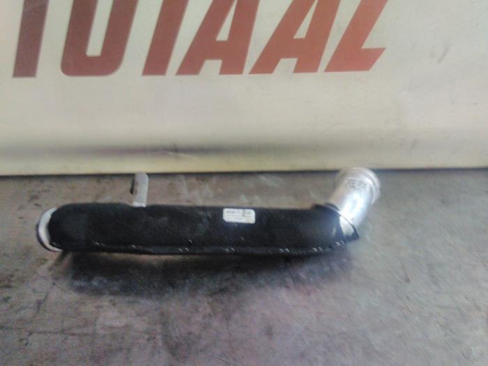 Gebrauchte Intercooler Rohr Mercedes E (W213) E-220d 2.0 Turbo 16V Preis € 40,00 Margenregelung angeboten von EU Engines & Parts BV