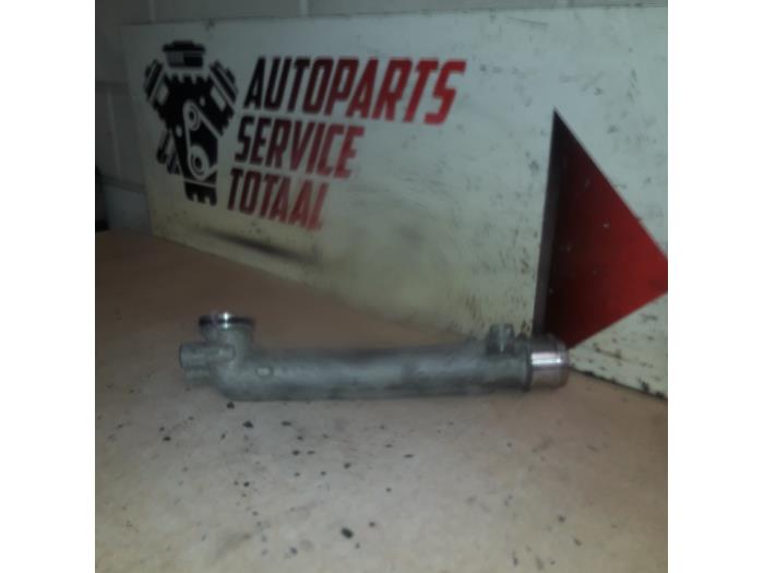 Gebrauchte Wasserrohr Mercedes GLC (X253) 2.0 260 16V 4-Matic Preis € 30,00 Margenregelung angeboten von EU Engines & Parts BV