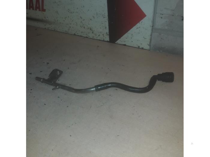 Usagé Conduit (divers) Mercedes A (W176) 2.2 A-200 CDI, A-200d 16V Prix € 25,00 Règlement à la marge proposé par EU Engines & Parts BV