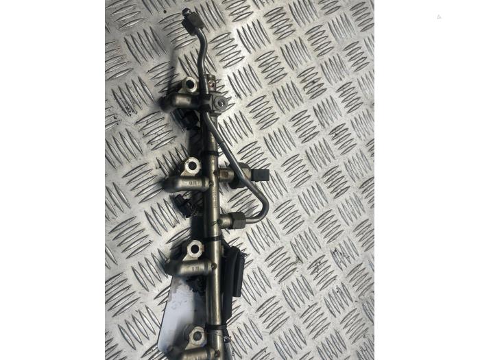 Usagé Système d'injection Mercedes C Estate (S204) 1.8 C-180 CGI 16V Prix € 50,00 Règlement à la marge proposé par EU Engines & Parts BV