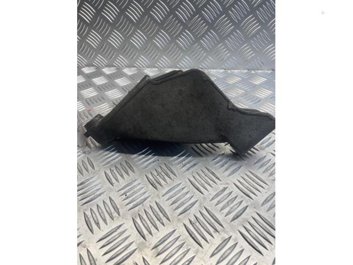 Used Engine mount Volkswagen Crafter 2.5 TDI 28/30/32/35 SWB Price € 25,00 Margin scheme offered by EU Engines & Parts BV