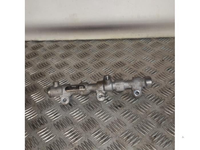 Usagé Système d'injection Renault Master III (MA/MB/MC/MD/MH/MF/MG/MH) 2.3 dCi 16V Prix € 75,00 Règlement à la marge proposé par EU Engines & Parts BV