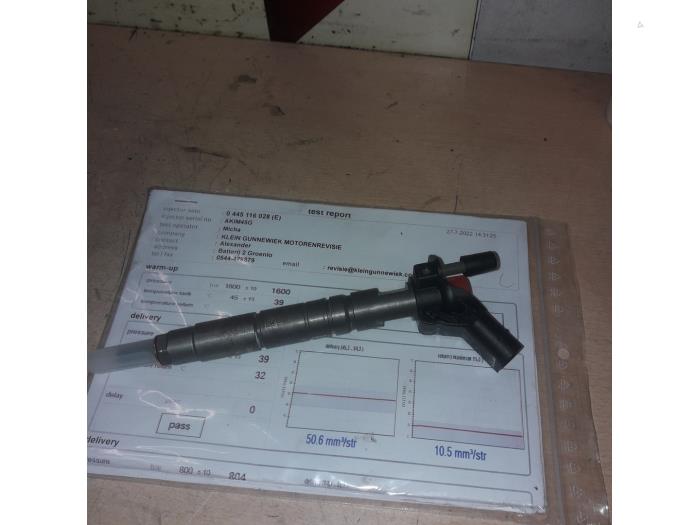 Usagé Injecteurs Mercedes Sprinter 3,5t (906.63) 319 CDI,BlueTEC V6 24V Prix € 150,00 Règlement à la marge proposé par EU Engines & Parts BV