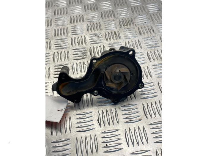 Begagnade Vattenpump Ford Focus 3 1.0 Ti-VCT EcoBoost 12V 100 Pris € 25,00 Marginaltabell erbjuds av EU Engines & Parts BV