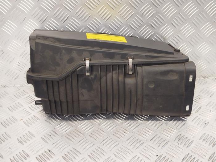 Gebrauchte Luftfiltergehäuse Mercedes CLC (C203) 2.2 220 CDI 16V Preis € 40,00 Margenregelung angeboten von EU Engines & Parts BV