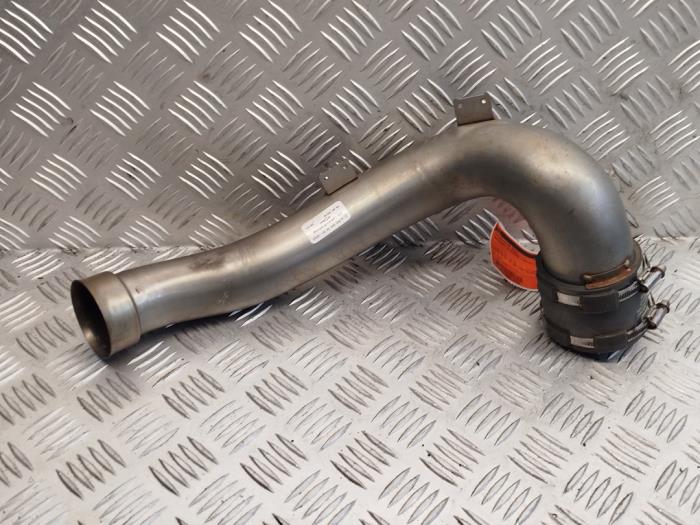 Gebrauchte Intercooler Rohr Mercedes A-Klasse AMG (177.0) 2.0 A-35 AMG Turbo 16V 4Matic Preis € 75,00 Margenregelung angeboten von EU Engines & Parts BV