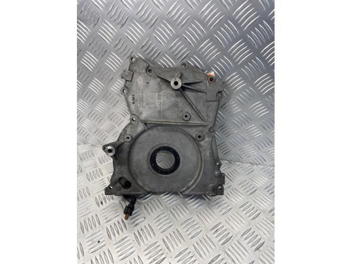 Usagé Couvercle de distribution Mercedes Vito (639.7) 3.0 122 CDI V6 24V Prix € 55,00 Règlement à la marge proposé par EU Engines & Parts BV