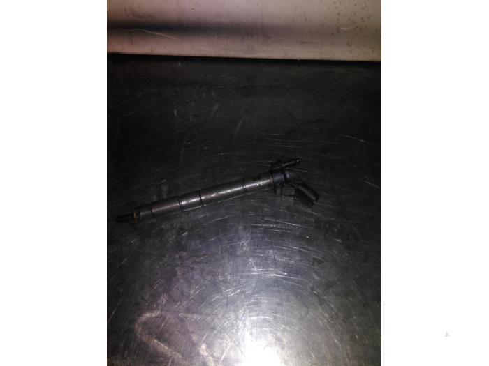 Usagé Injecteurs Audi Q7 (4LB) 3.0 TDI V6 24V Prix € 100,00 Règlement à la marge proposé par EU Engines & Parts BV