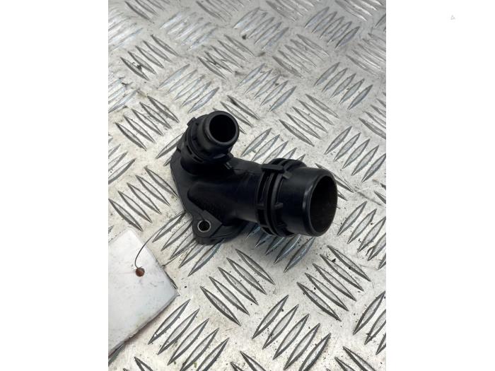 Begagnade Vattenrör BMW 7 serie (F01/02/03/04) 730d 24V Pris € 15,00 Marginaltabell erbjuds av EU Engines & Parts BV