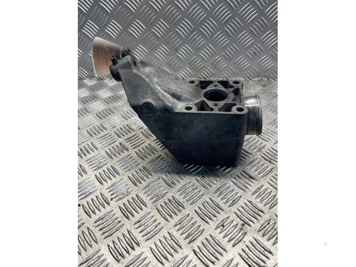 Engine mount Mercedes Vito (639.6), 2003 / 2014 2.2 109 CDI 16V, Delivery, Diesel, 2.148cc, 70kW (95pk), RWD, OM646980; OM646981, 2006-08 / 2014-08, 639.601; 639.603; 639.605 (Used)