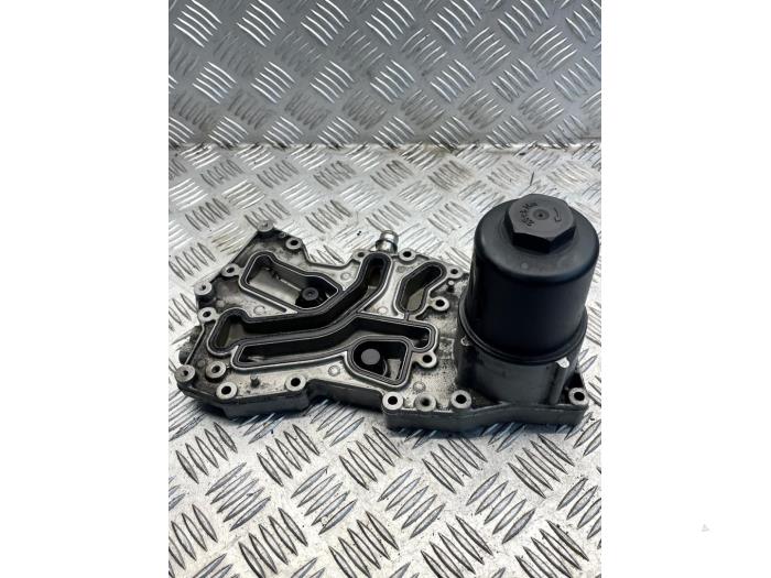 Gebrauchte Ölfiltergehäuse Landrover Range Rover Sport (LW) 4.4 SDV8 32V Preis € 70,00 Margenregelung angeboten von EU Engines & Parts BV