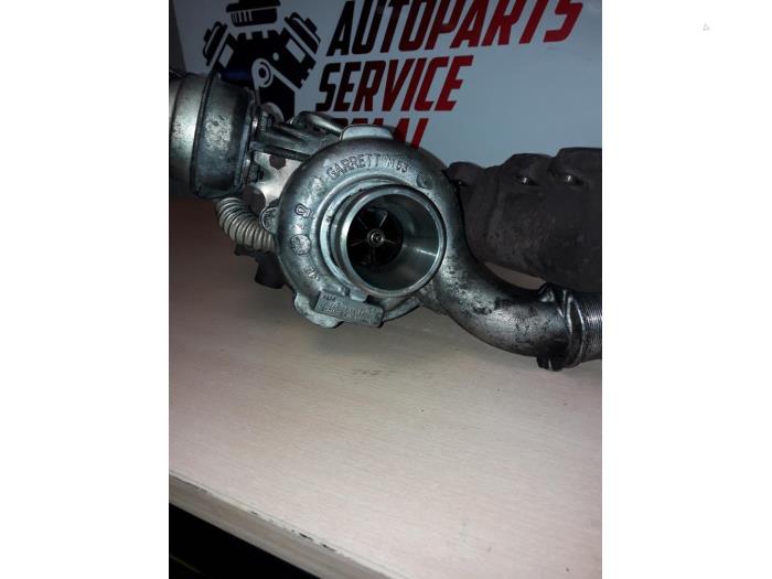 Usagé Turbo Opel Vectra C Caravan 1.9 CDTI 120 Prix € 200,00 Règlement à la marge proposé par EU Engines & Parts BV