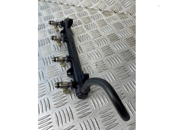 Usagé Système d'injection Volkswagen Polo V (6R) 1.4 16V Prix € 25,00 Règlement à la marge proposé par EU Engines & Parts BV