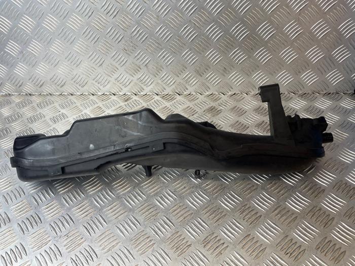 Gebrauchte Ansaugbrugge BMW 7 serie (F01/02/03/04) 750i,Li xDrive V8 32V Preis € 65,00 Margenregelung angeboten von EU Engines & Parts BV