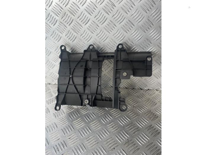 Gebrauchte Öl Ansaugrohr Mercedes E (C207) E-350 CDI V6 24V Preis € 25,00 Margenregelung angeboten von EU Engines & Parts BV