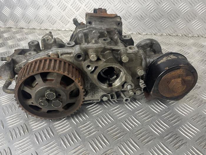 Gebrauchte Ölfiltergehäuse Fiat Ducato (230/231/232/234) Preis € 125,00 Margenregelung angeboten von EU Engines & Parts BV