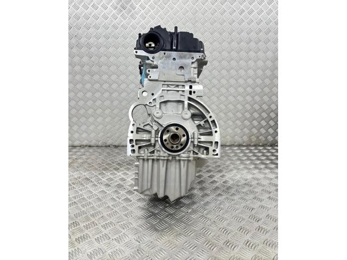 Engine from a BMW 3 serie (F30) 320i 2.0 16V 2016