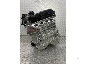 Engine from a BMW 3 serie (F30) 320i 2.0 16V 2016