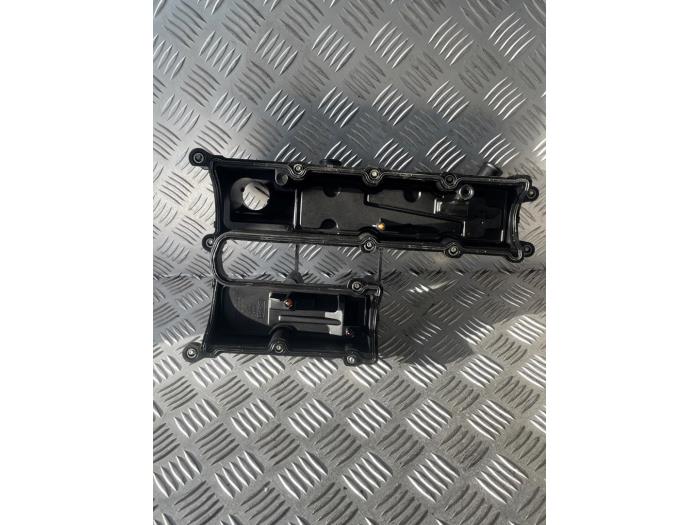 Ventildeckel van een Ford Focus 3 Wagon 1.5 EcoBoost 16V 150 2015