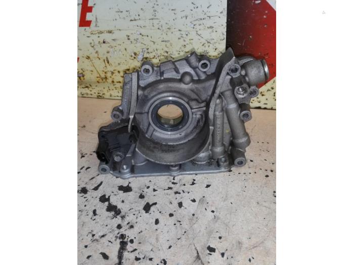 Gebrauchte Ölpumpe Ford Focus 3 1.6 EcoBoost 16V Preis € 75,00 Margenregelung angeboten von EU Engines & Parts BV