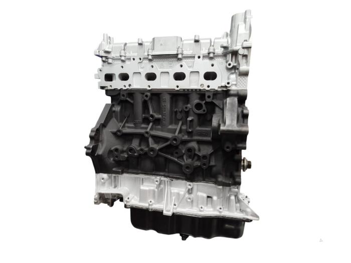 Motor van een Ford Transit Custom 2.0 TDCi 16V Eco Blue 170 2022