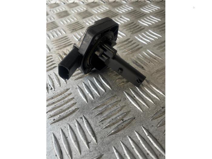 Gebrauchte Ölstandsensor Volkswagen Transporter/Caravelle T5 2.5 TDi PF Preis € 20,00 Margenregelung angeboten von EU Engines & Parts BV