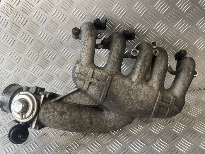 Gebrauchte Ansaugbrugge Volkswagen Transporter T5 2.5 TDi 4Motion Preis € 65,00 Margenregelung angeboten von EU Engines & Parts BV