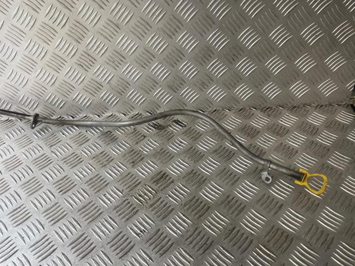 Gebrauchte Ölmessstab Mercedes C (W205) C-160 1.6 16V Preis € 20,00 Margenregelung angeboten von EU Engines & Parts BV
