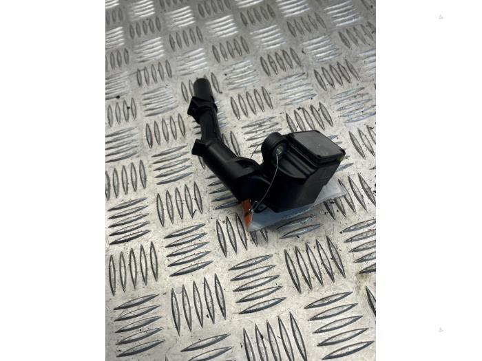 Begagnade Tändspole Mercedes E (R238) E-200 2.0 Turbo 16V Pris € 20,00 Marginaltabell erbjuds av EU Engines & Parts BV
