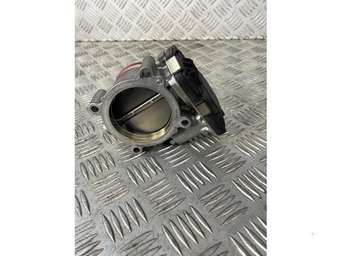Gebrauchte Drosselklappengehäuse Mercedes C (C205) C-300 2.0 Turbo 16V Preis € 100,00 Margenregelung angeboten von EU Engines & Parts BV