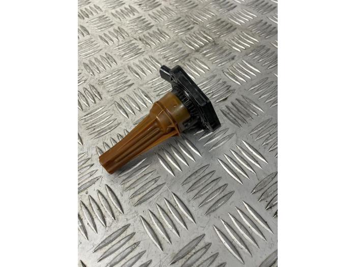 Begagnade Oljenivåsensor Volkswagen Golf VII (AUA) 1.0 TSI 12V Pris € 25,00 Marginaltabell erbjuds av EU Engines & Parts BV