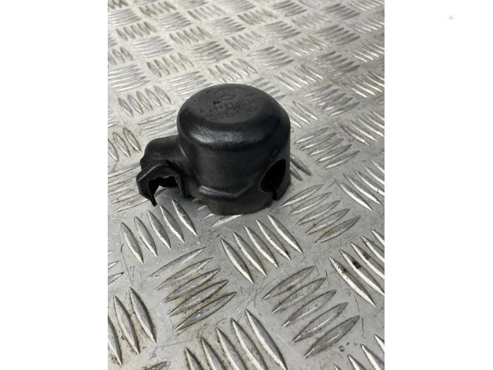 Usagé Divers Mercedes C (W205) C-200 1.5 EQ Boost Prix € 15,00 Règlement à la marge proposé par EU Engines & Parts BV