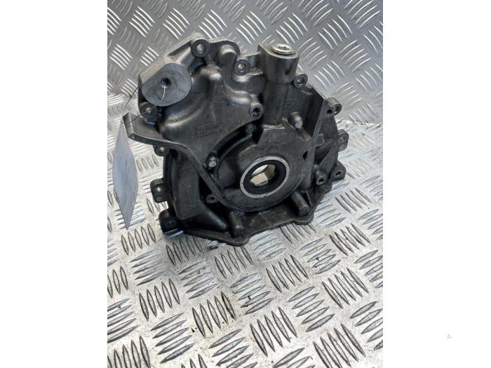 Gebrauchte Ölpumpe Landrover Range Rover Sport (LW) 3.0 TDV6 Preis € 70,00 Margenregelung angeboten von EU Engines & Parts BV