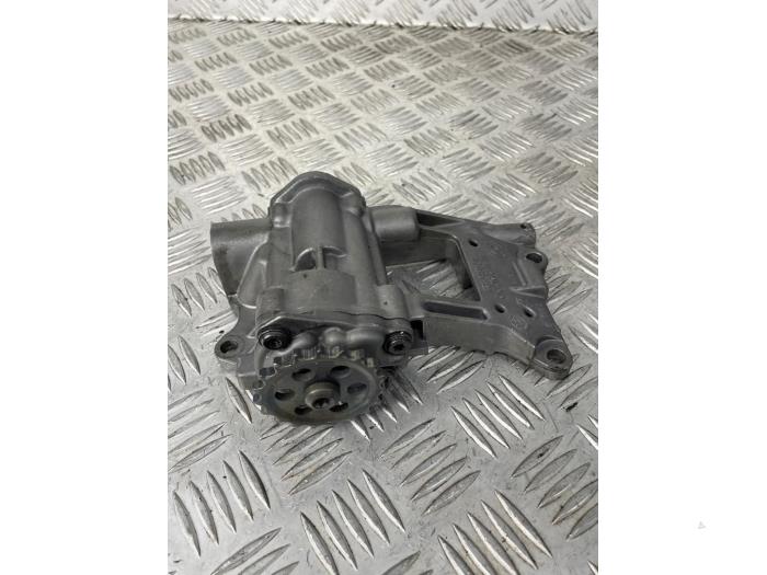 Gebrauchte Ölpumpe BMW X3 (E83) xDrive30d 24V Preis € 50,00 Margenregelung angeboten von EU Engines & Parts BV
