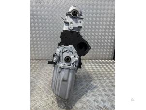 Motor van een Volkswagen Crafter 2.5 TDI 28/30/32/35 MWB 2010