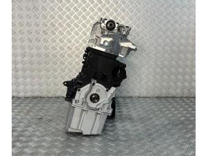 Engine from a Volkswagen Transporter T5 2.0 TDI DRF 4Motion 2015