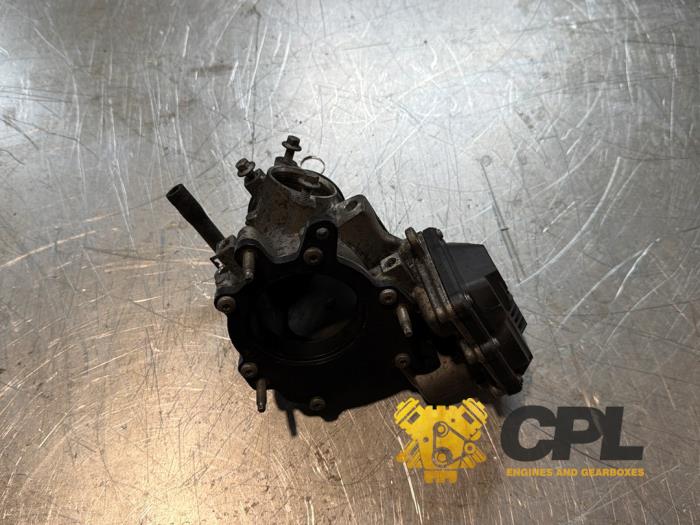 Używane Przepustnica Landrover Discovery Sport (LC) Cena € 100,00 Procedura marży oferowane przez CPL Engines