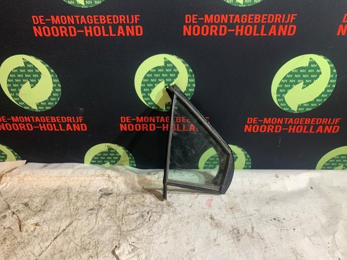 Usados Ventanilla triangular derecha delante Toyota Prius Precio € 20,00 Norma de margen ofrecido por Auto Demontage Vijfhuizen