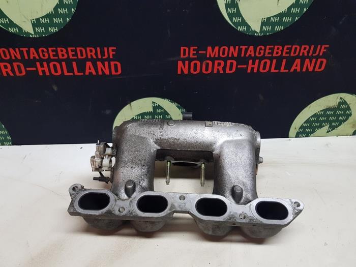 Begagnade Insugsrör Toyota Prius Pris € 50,00 Marginaltabell erbjuds av Auto Demontage Vijfhuizen