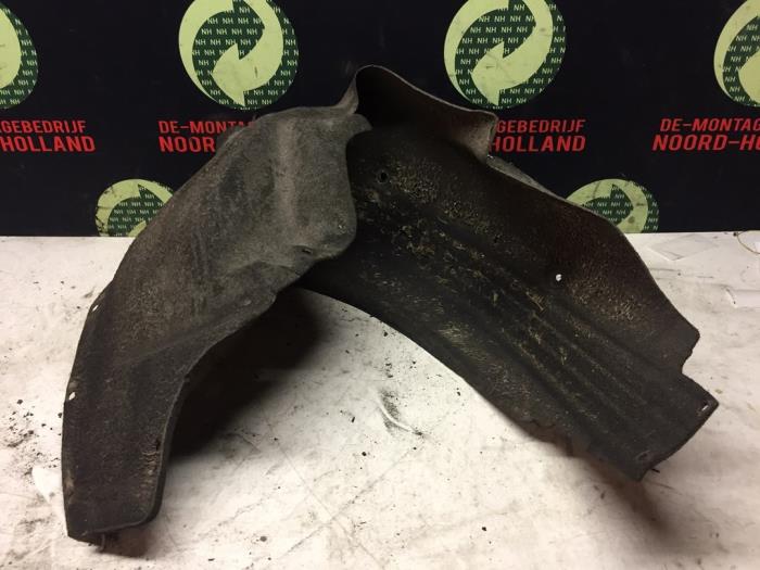 Rear wheel arch liner