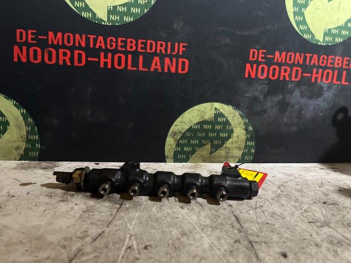 Begagnade Bränsletryckssensor Ford Fiesta Pris € 40,00 Marginaltabell erbjuds av Auto Demontage Vijfhuizen