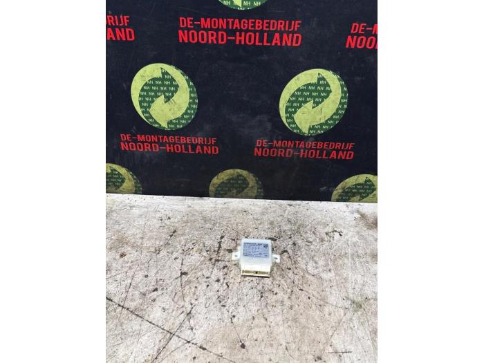 Begagnade PDC-modul Mercedes Vito Pris € 40,00 Marginaltabell erbjuds av Auto Demontage Vijfhuizen