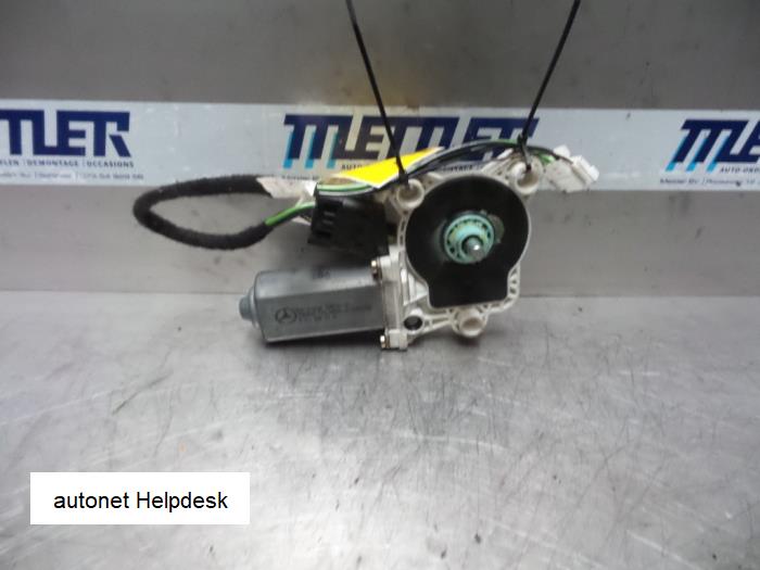 Usados Motor de ventanilla de puerta Mercedes C (W203) 1.8 C-180K 16V Precio de solicitud ofrecido por DEMO Autonet Ves-1
