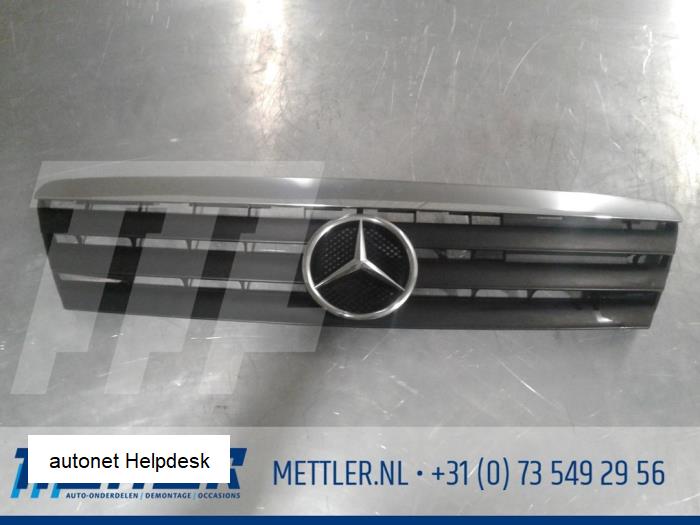 Begagnade Grill Mercedes A (W168) 1.4 A-140 Pris på förfrågan erbjuds av DEMO Autonet Ves-1