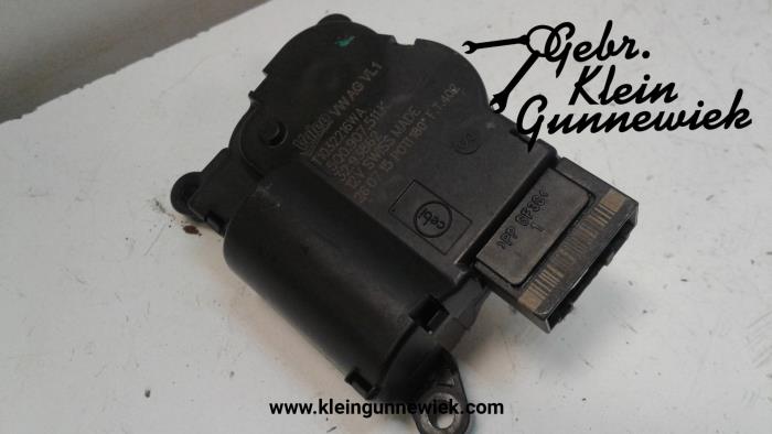 Heater valve motor Volkswagen Touran - 5Q0907511A VALEO