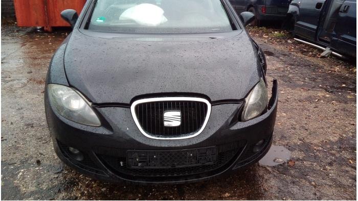 Seat Leon 1.6 Épave (2007, Noir)