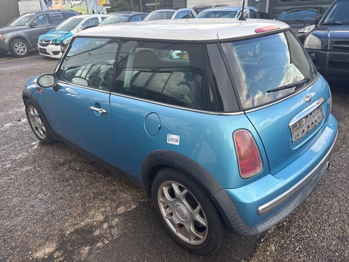 Mini Mini One/Cooper 1.6 16V Cooper Skrotfordon (2004, BLAUW)