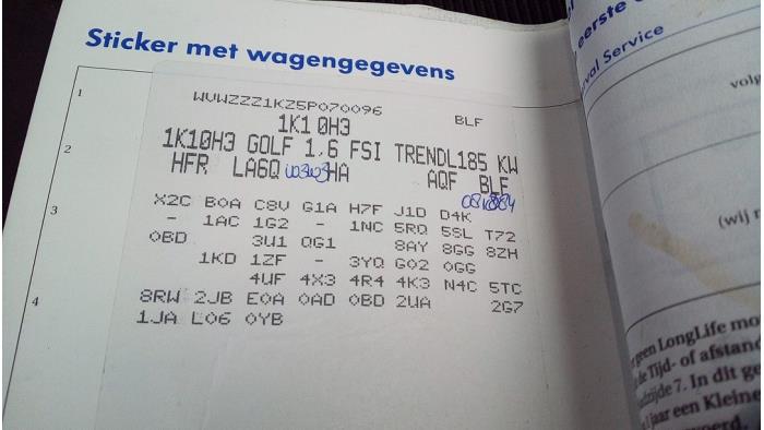 Volkswagen Golf V 1.6 FSI 16V Salvage vehicle (2005, Green)