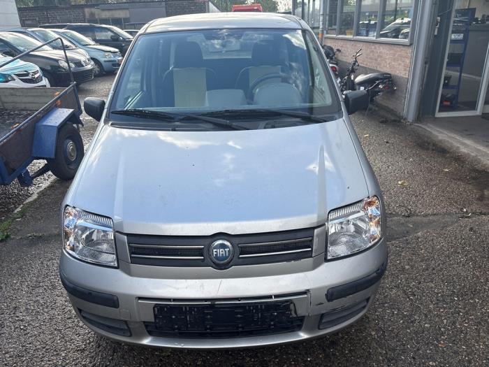 Fiat Panda 1.2 Fire Samochód złomowany (2005, Szary)
